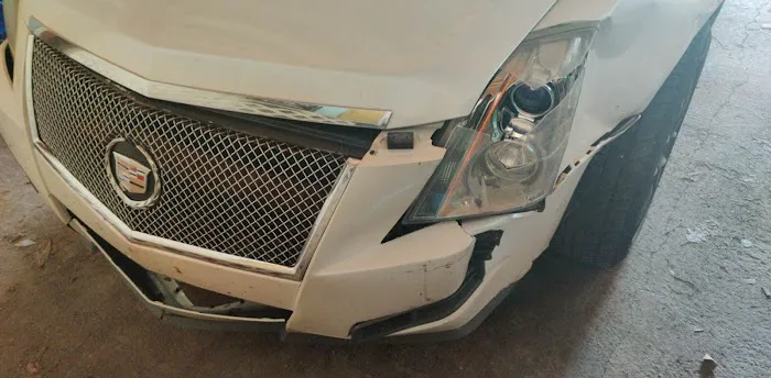 Auto Pride Collision of Mt. Morris 8