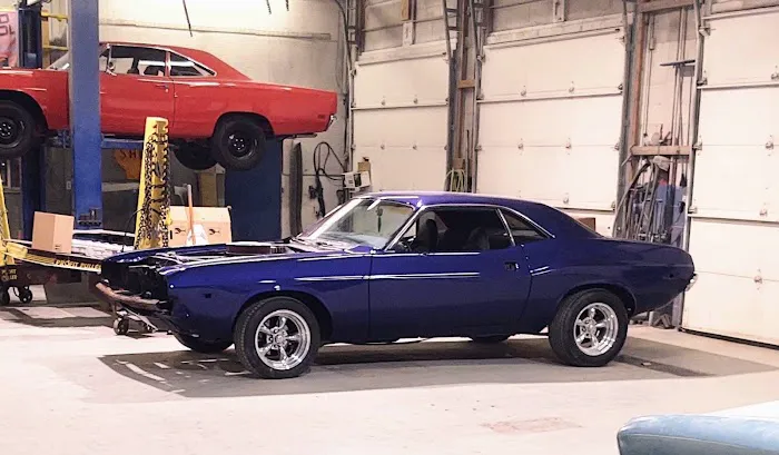 Red's Body Works 3