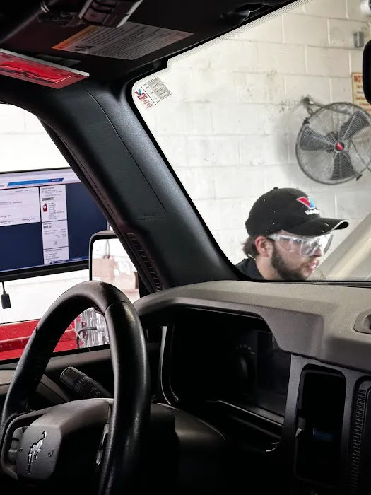 Valvoline Instant Oil Change 4