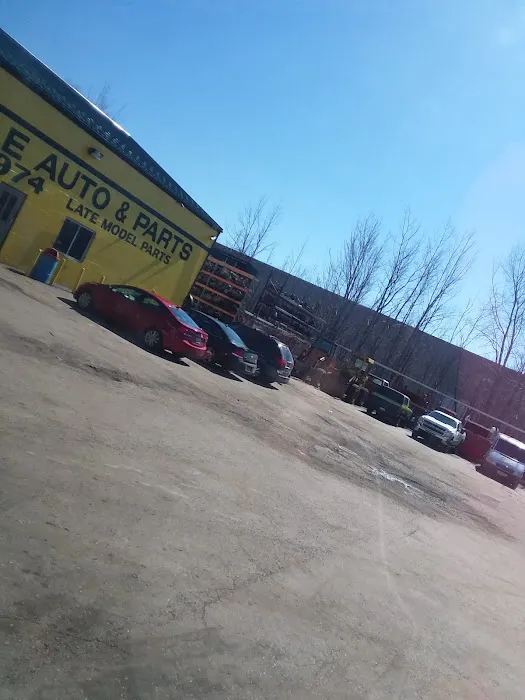 Breakers Truck & Auto Parts 3