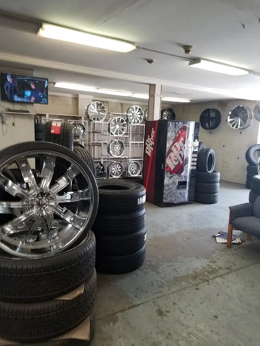 Saginaw Wheels & Deals 4