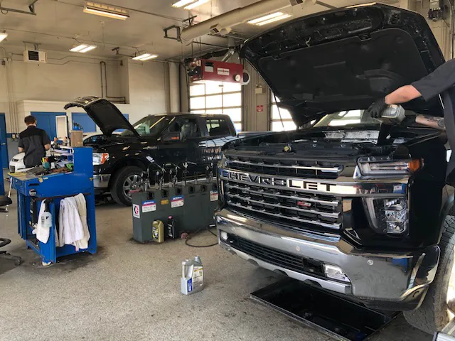 Serra Saginaw Quick Lube 4