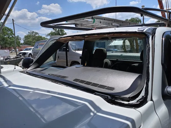 Skyview Auto Glass Northville 6