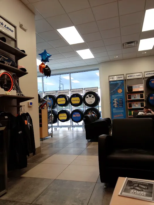 Quick Lane Tire & Auto Center @ Atchinson Ford 6