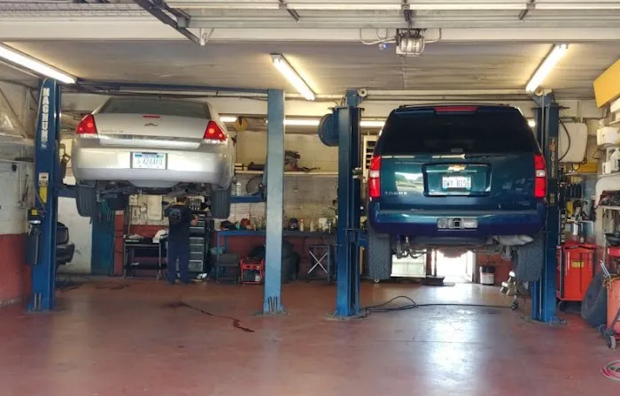 Dan's Taylor Auto Repair 1