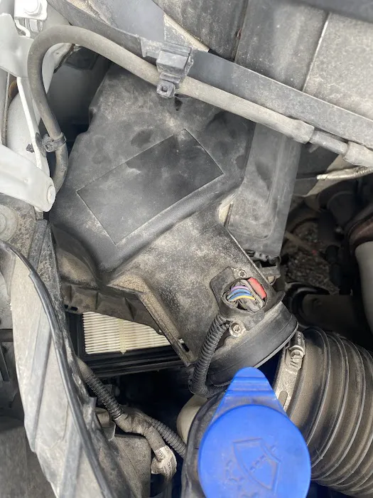 Pro Quick Lube - Pennzoil 2