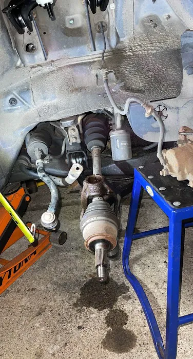 Nicks Garage (Brakes & Suspension) 1