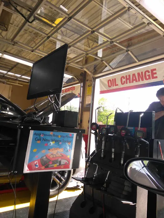 Valvoline Instant Oil Change 9