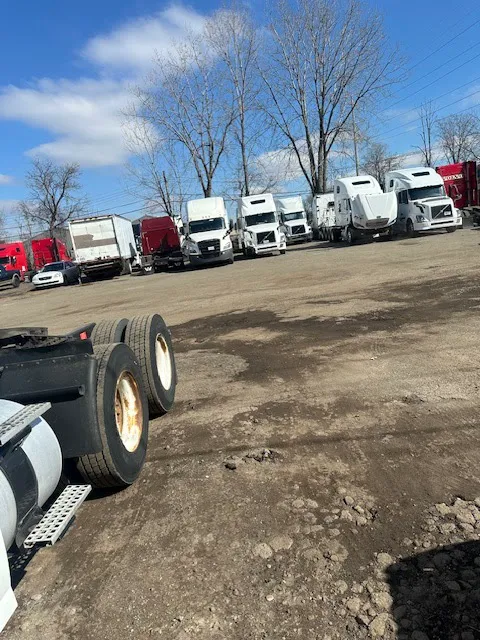 Detroit Truck & Trailer Service & Repair lnc 2