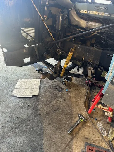 Detroit Truck & Trailer Service & Repair lnc 5