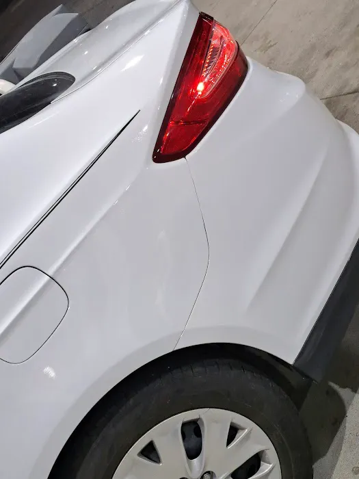Royal Motor Auto Sales and Collision 5