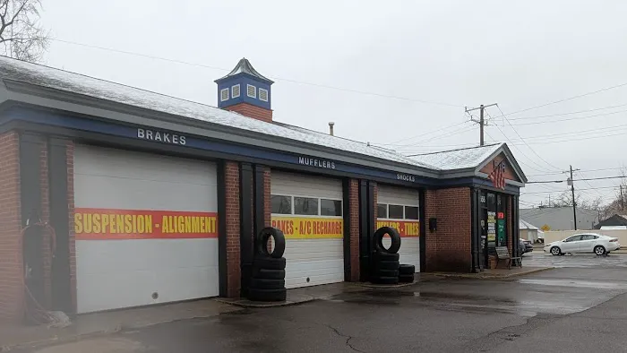 F & R Automotive Car Care 5