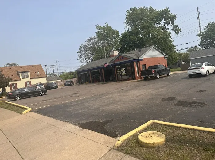 F & R Automotive Car Care 9