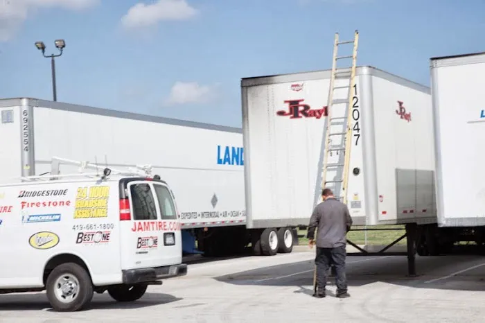 Best-One Fleet Service of Wayne (JAM) 4
