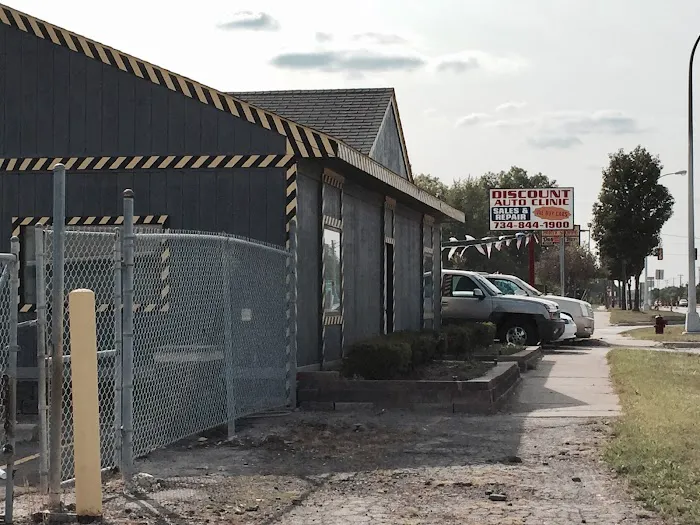 LALA'S AUTO REPAIR 4