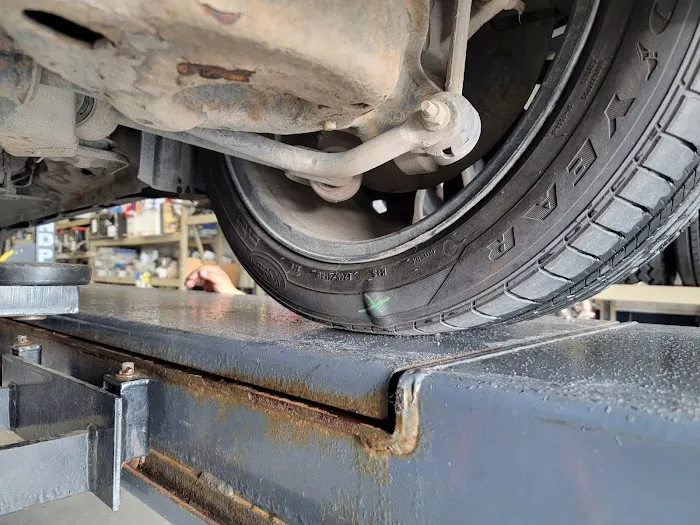Metropolitan Tire 1