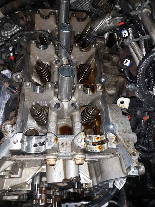Perry Street Auto Service LLC 6