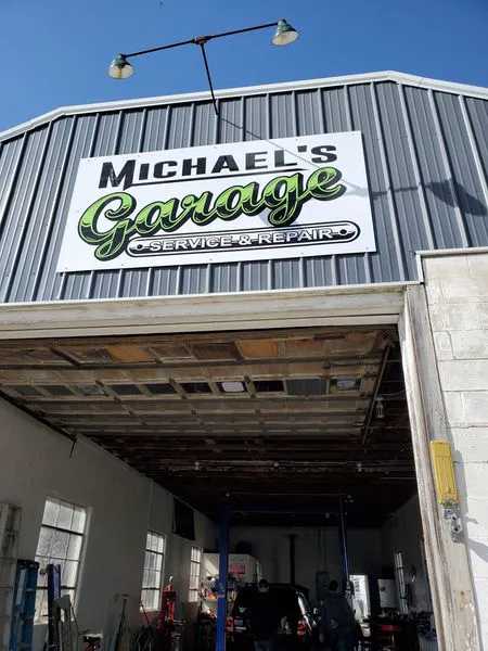 Michael's Garage 0
