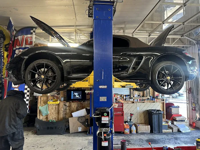 FAST TRACK TIRE & AUTO SERVICE 6
