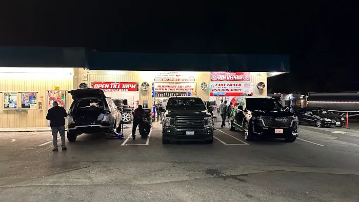 FAST TRACK TIRE & AUTO SERVICE 0