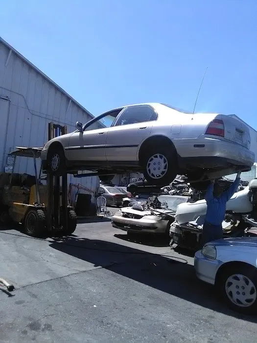 Honda's Only Auto Center 1