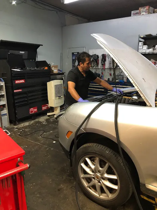 Maple Auto Repair & Sales 3