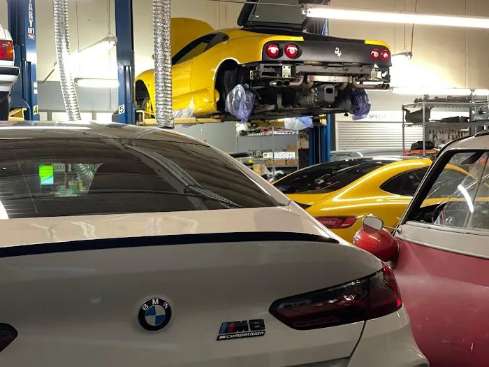 Bryko Motors - BMW Service & Repair 7