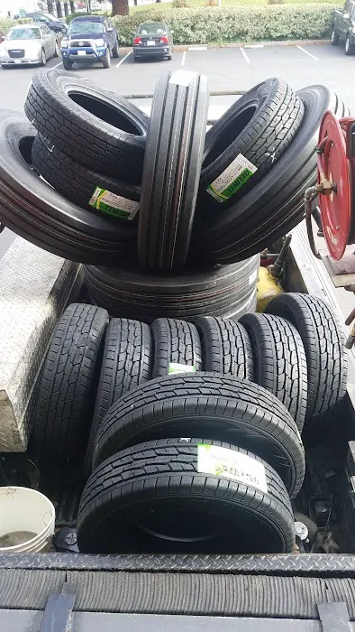 AM/PM Truck Tires Services 2