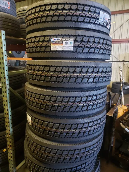 AM/PM Truck Tires Services 8