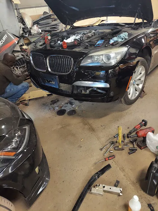 Pancho's Auto Body & Daniels Auto Repair 3