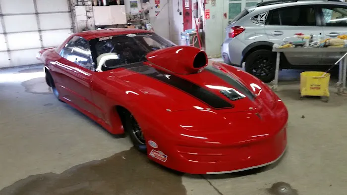 Gil's Paint and Auto Body 3