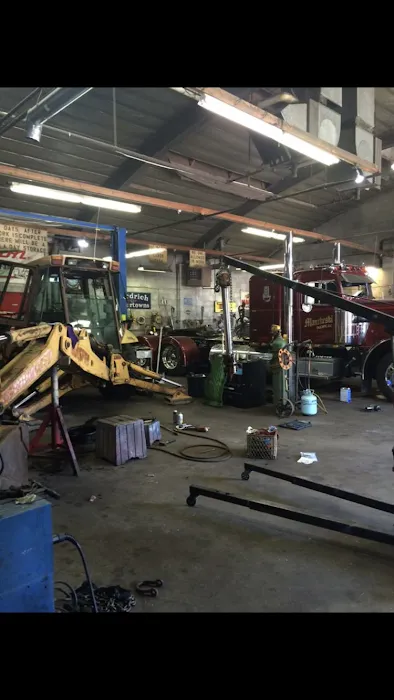 Lakeshore Truck & Auto 3