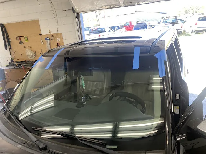 Cheap Guy Auto Glass 3