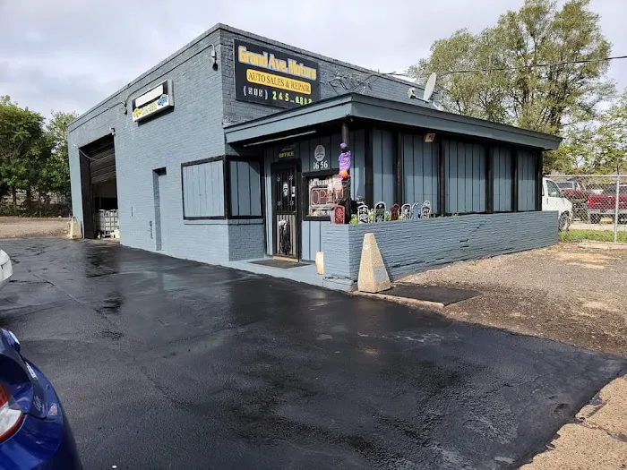Grand Ave Motors 0