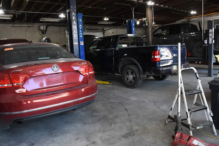M & E Auto Service LLC 1