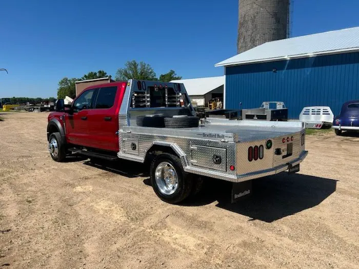 Double G Flatbeds 6