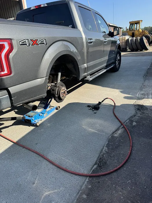 Dale Schultz Tires 4