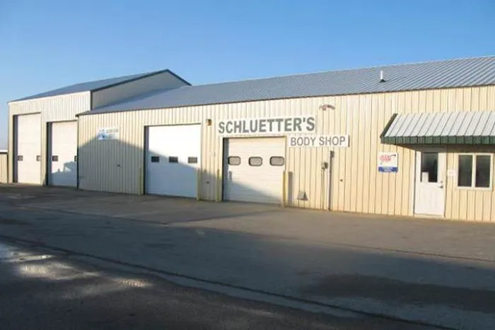 Schluetter Body Shop & Towing, Inc. 1