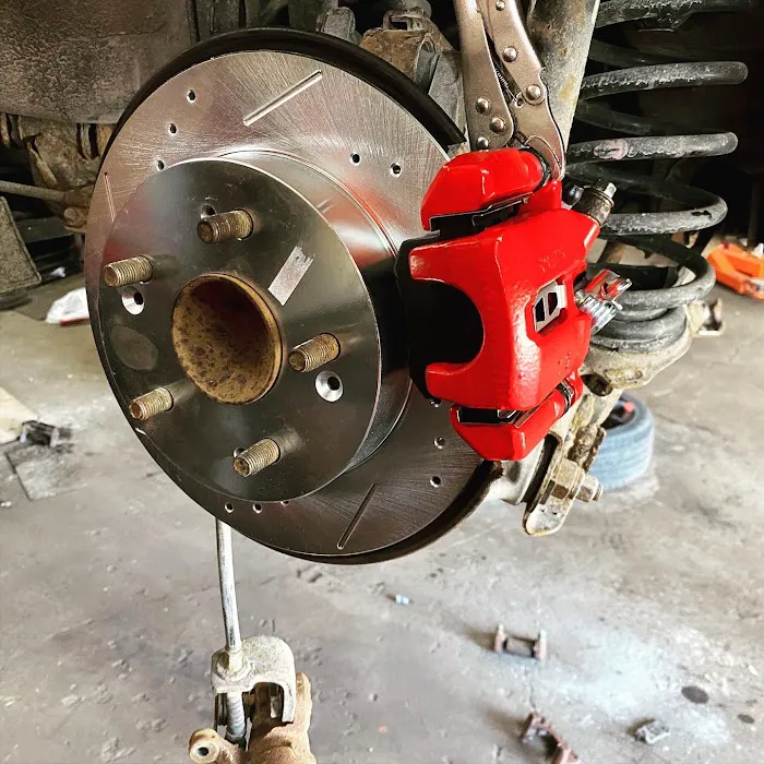 Chris's Auto Shop 3