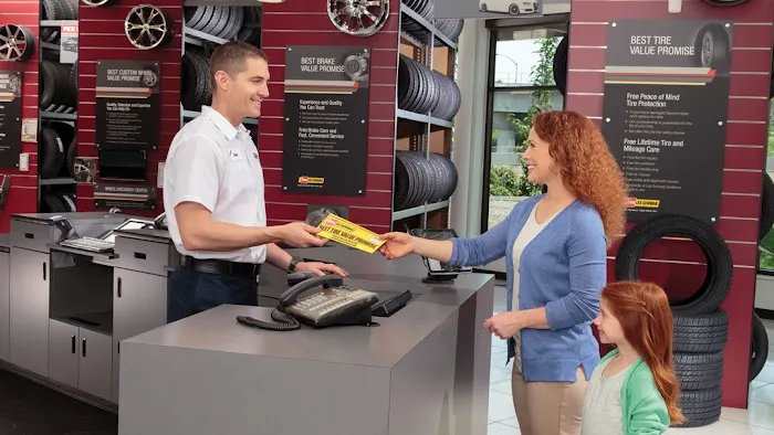Les Schwab Tire Center 2