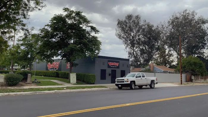 Trends Chano's Edition Auto Body Shop 8