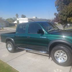 Darrell's Automotive ico