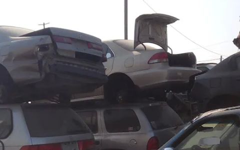 Motor City 2 Auto Wrecking