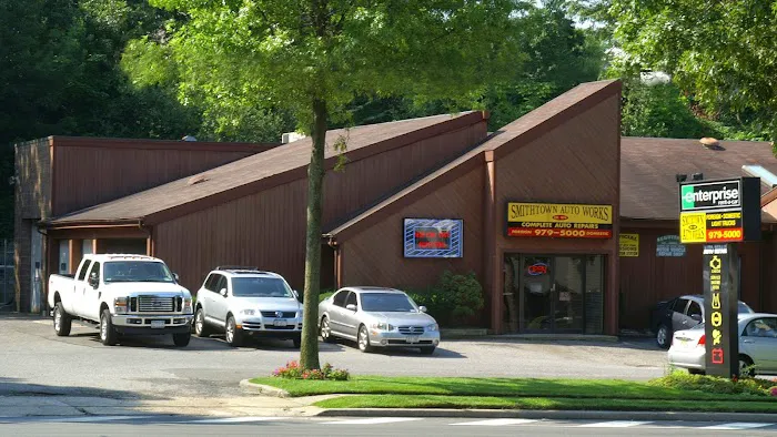 Smithtown Auto Works 8