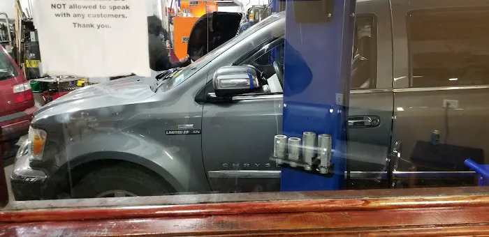 Bay Parkway Auto Plaza 6