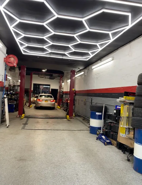 Nobie's Auto Repair 7