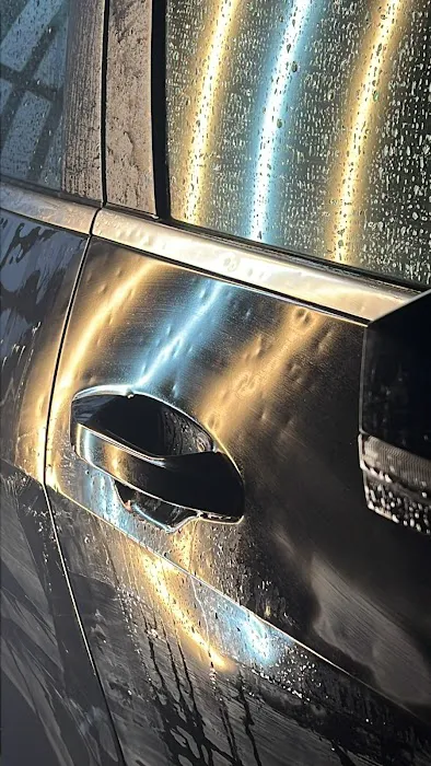 Accurate Al Paintless Dent Repair 0