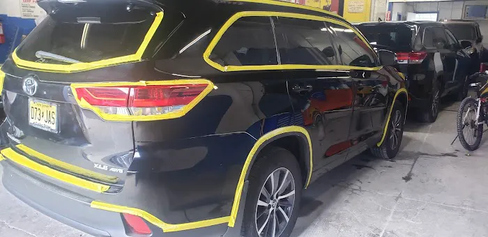 Y & Z Auto Body 4