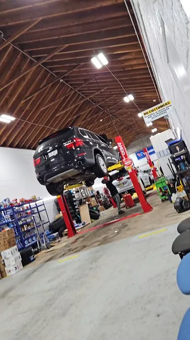 Divano Tires & Auto Care Center 3