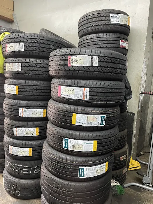 Daniel's Tire Shop 3